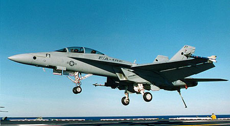 据波音公司官员称,今后6~7年内该公司将对f/a-18 e/f  "超黄蜂"战斗机