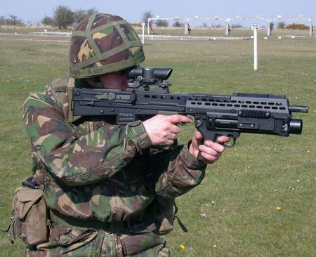 英国防部计划为其突击步枪配装备新瞄具