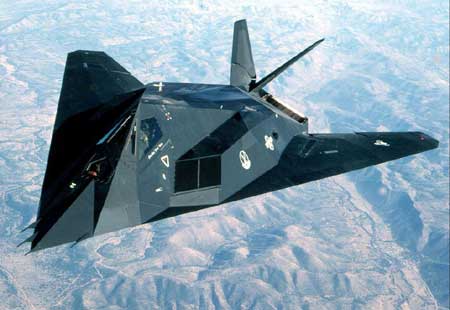 细说美F-117A“夜鹰”隐形战机为何短命
