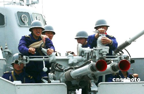 东海舰队恶劣海况中锤炼战力