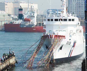 台最大巡防舰下水 造价15亿