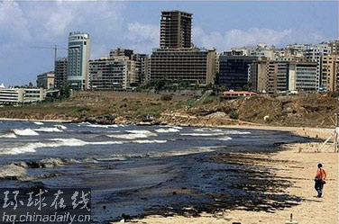 联合国呼吁停火3天 黎巴嫩遭严重环境污染