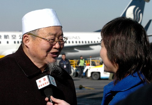 全国政协委员陆续抵京
