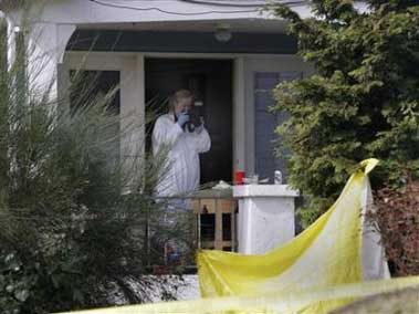 美凶手打死6人自尽