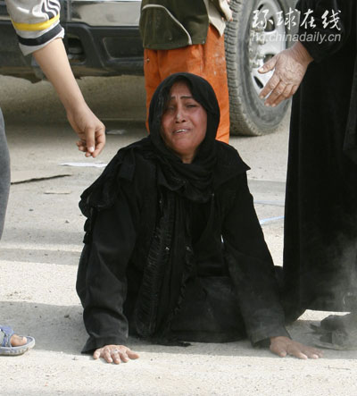 女人弹血洗巴格达校园
