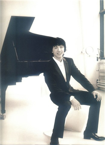 李云迪郎朗 死敌成同门