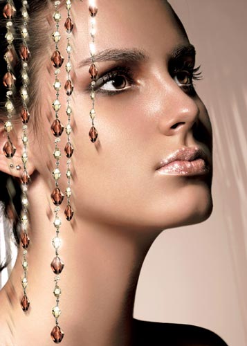 环球娱乐时尚 风情妆容 推荐首页 心动妆容3--来自低调璀璨的灵感 有