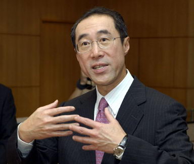 唐英年：“我不欢迎经济长期地快速增长”