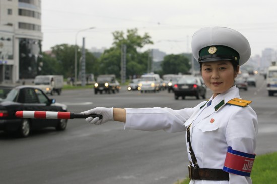 全球各地美女警花 揭秘朝鲜女警选拔