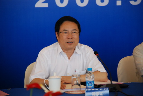 十一届全国政协副秘书长杨崇汇