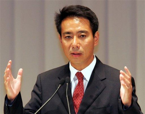 日同俄韩争岛屿瞻前难顾后:前原诚司“出击”择捉岛 李明博或“突袭”独岛