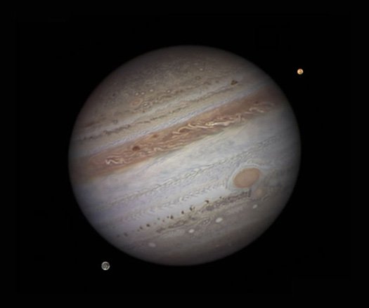 “2011年度天文摄影师”评选揭晓 《双星拱木》获大奖