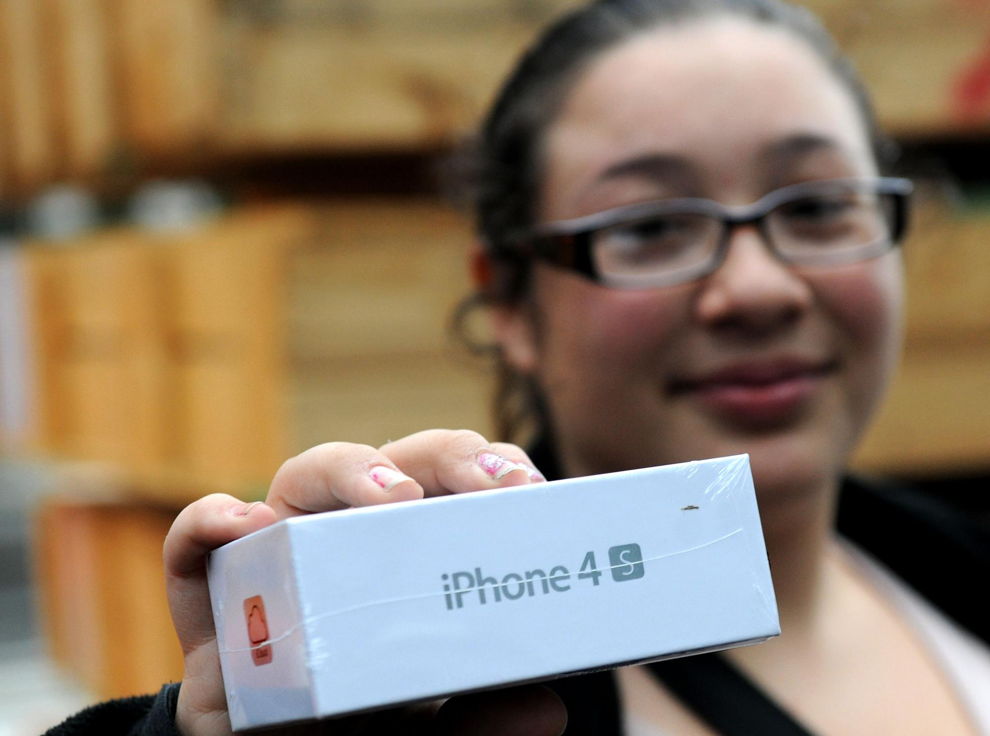iPhone 4S全球热卖