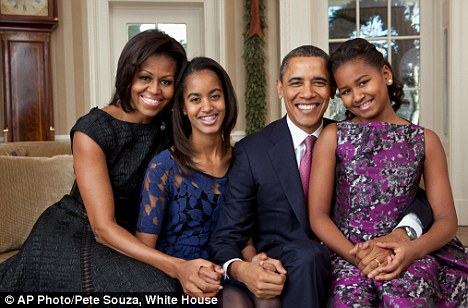 奥巴马禁止女儿用脸谱网 以商人改名扎克伯格