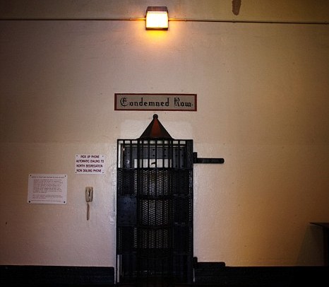 美加州圣·昆廷监狱全球“最值钱” 犯人排队等死刑