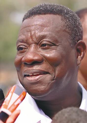 加纳总统米尔斯去世 副总统马哈马行使总统权力
