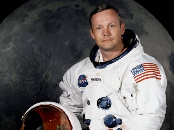 首位登月宇航员阿姆斯特朗逝世 奥巴马缅怀
