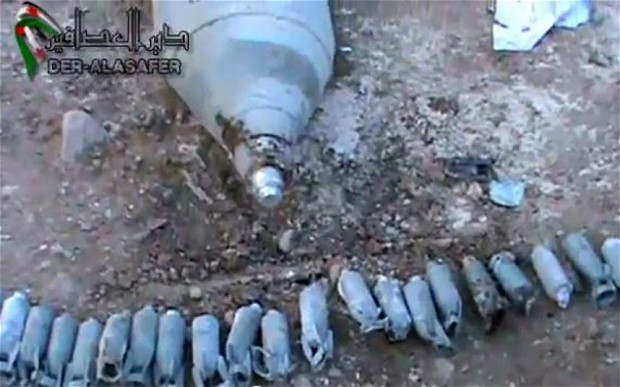 视频显示叙政府军使用集束炸弹 俄批法金援叙反对派