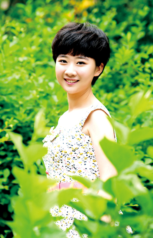 组图:实拍解放军各军兵种美丽女兵