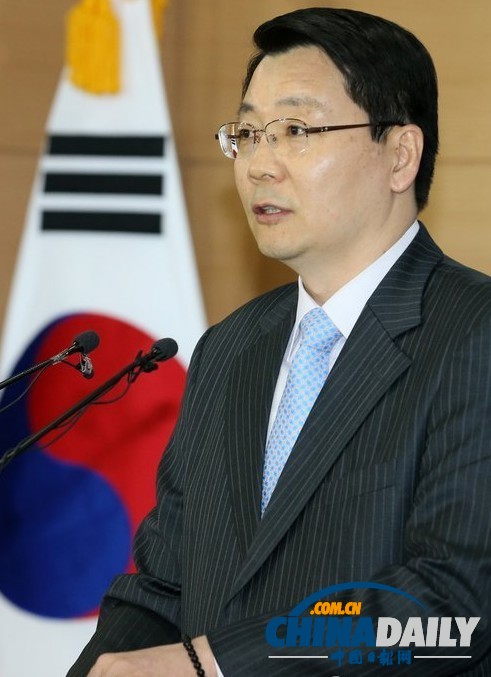 韩政府提议韩朝会谈态度强硬 朝迎建军81周年