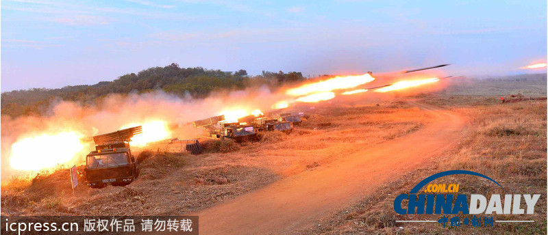 金正恩指导朝鲜人民军火力打击训练（组图）