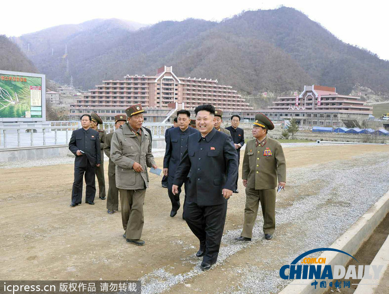 金正恩再次视察马息岭滑雪场 称赞建设者爱国（图）