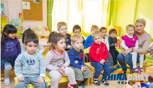 探访俄罗斯儿童教育中心 分担俄商“后顾之忧”