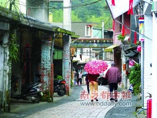记忆轰隆而过 台湾铁轨印记下的黑金岁月