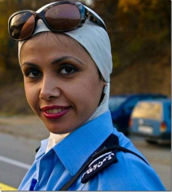 全球各地美女警花 揭秘朝鲜女警选拔