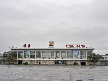 亲历朝鲜坐飞机仿佛坐火车