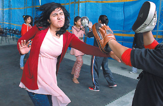Free self-defense classes provide aid to visually impaired women