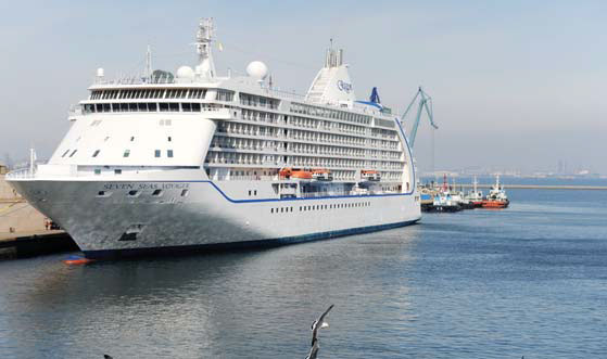 Dalian prepares to set sail as key cruise liner port