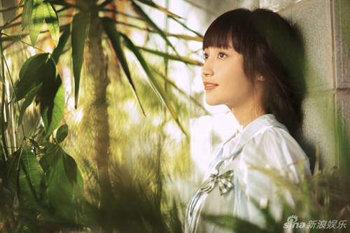 Yao Di in new photos