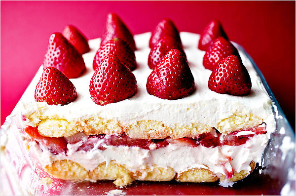 Creamy strawberry moscato torte|Food|chinadaily.com.cn