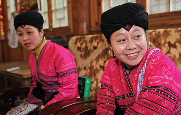 Keeping or cutting tradition|Travel| Keeping or cutting tradition|Travel|
