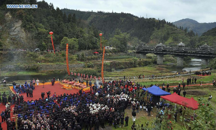 People celebrate 100th anniversary of bridge completion in SW China