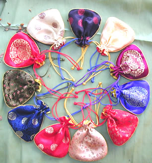Chinese fragrance pouch 2025