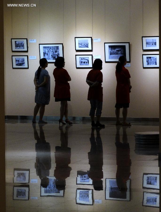 Photo works of Sidney D. Gamble exhibited in Beijing
