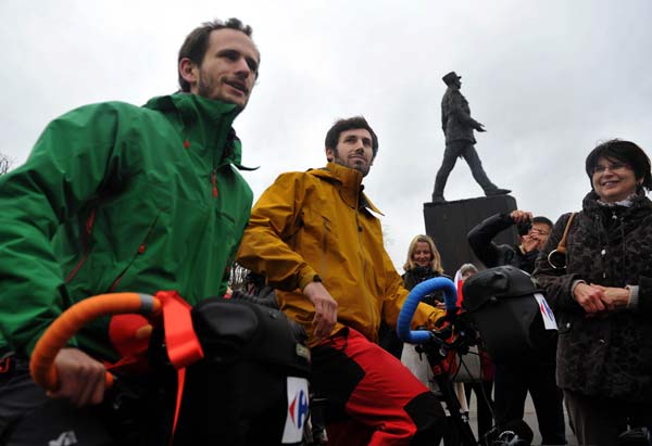 Paris to Beijing bike ride follows ancient route