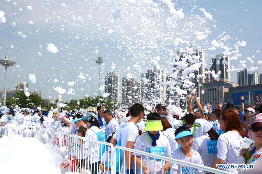 Running and bursting with bubbles in Shenyang