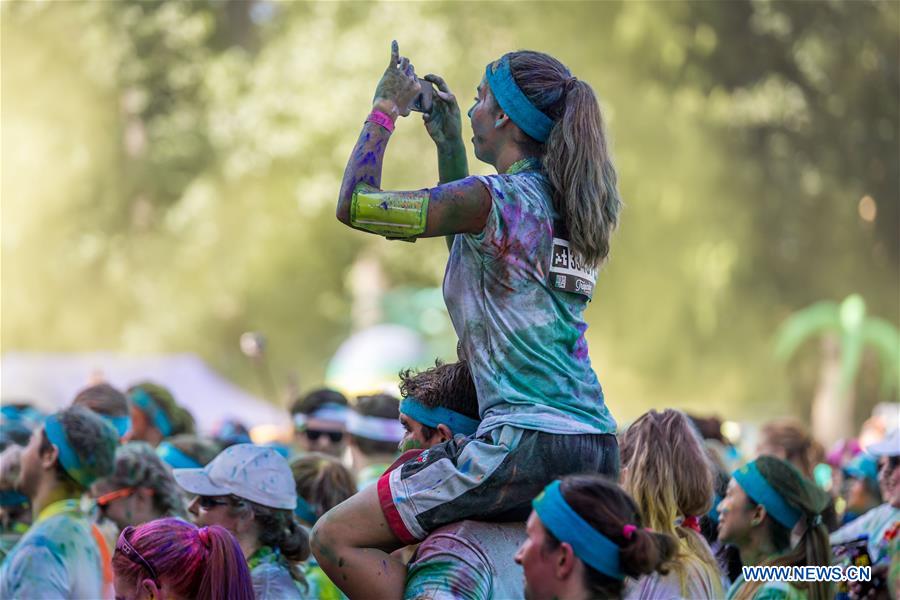About 10,000 people attend 5km Color Run in Australia