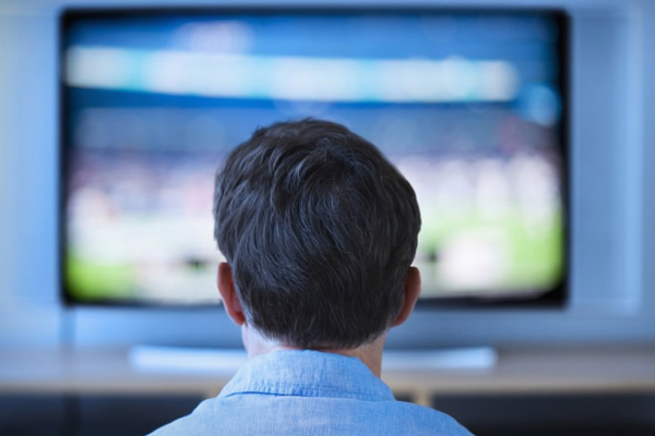 Prolonged TV viewing may increase risk for blood clots