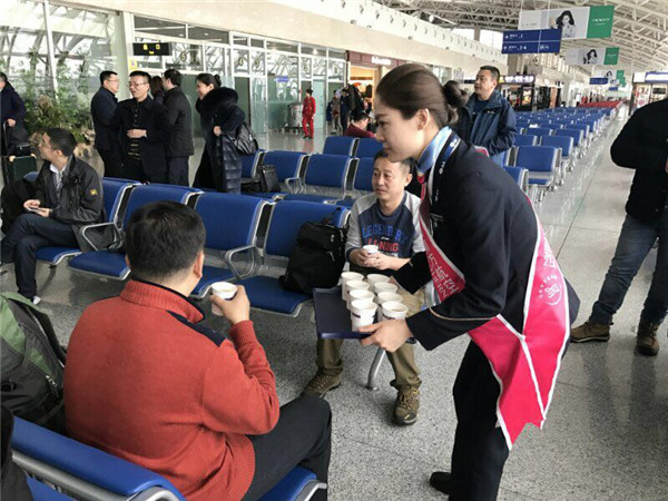 China Southern Airline serves Jilin cadres aiding Xinjiang
