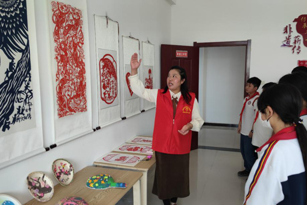 1695634314523057485.jpg 鄄城剪纸.jpg