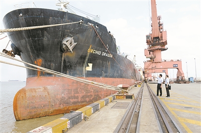 Panama cargo ship detained at Shanghai port
