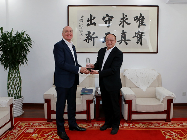 DRC official meets with Dutch Ambassador to China