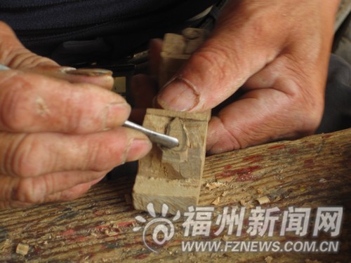 木雕名匠张元淼手艺濒临失传　九指神刀无人接刀