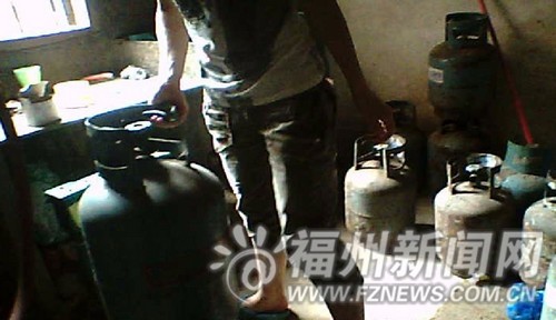 仓山隐藏“定时炸弹”　商家充装超期未检测钢瓶