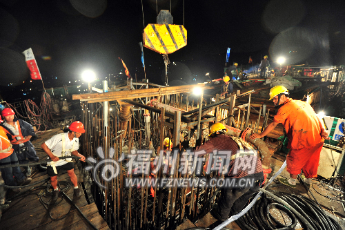 淮安大桥北岸主塔横梁完成浇筑　年底前贯通(图)