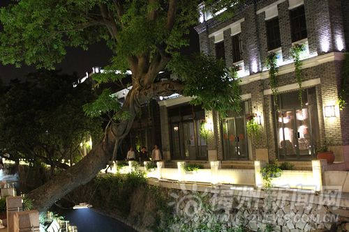 安泰河夜景 别样韵味
